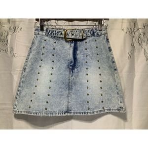 Twelve by Ontwelft Studded Denim skirt size Med.